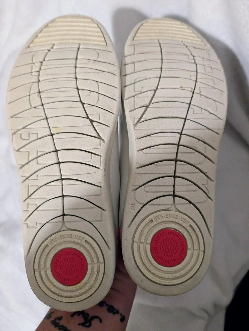 Fitflop White Leather Sneakers with Pink Accents Size 7
